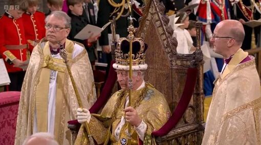 Vua Anh Charles III đăng quang