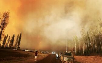 Canada: Cháy rừng vượt tầm kiểm soát với 103 đám cháy lớn nhỏ