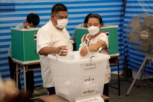 Bầu cử Thái Lan: Lãnh đạo đảng Dân chủ từ chức