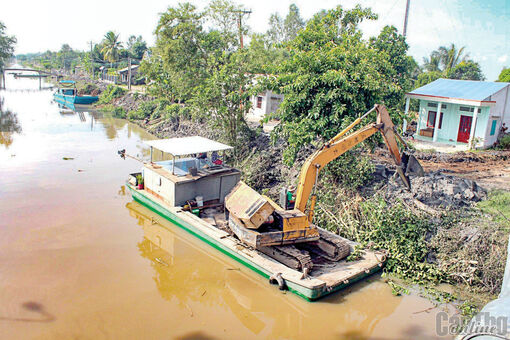 Đầu tư cơ sở hạ tầng nông nghiệp, ứng phó khô hạn, xâm nhập mặn