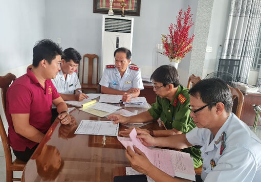Kiểm tra an toàn thực phẩm tại huyện Châu Phú