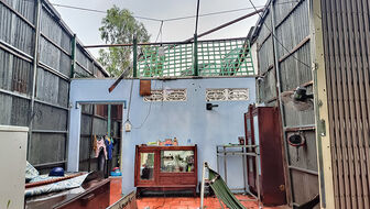 Mưa dông kèm theo lốc xoáy gây thiệt hại 19 căn nhà ở Vĩnh Xương