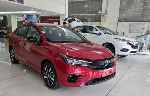 Bộ Công Thương đề xuất tiếp tục thực hiện giảm lệ phí trước bạ ôtô