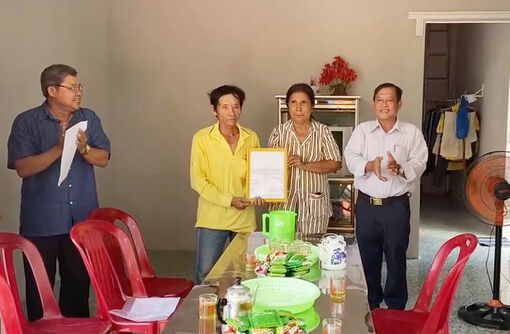 Công ty TNHH Liên doanh Antraco tài trợ 50 triệu đồng xây dựng nhà Đồng đội