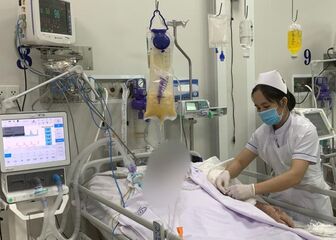 Thêm 3 người nghi ngộ độc botulinum, Việt Nam cạn thuốc giải giá 8.000 USD