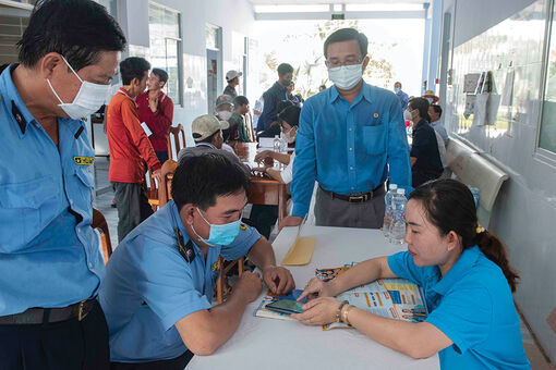 An Giang chăm lo đời sống đoàn viên, người lao động