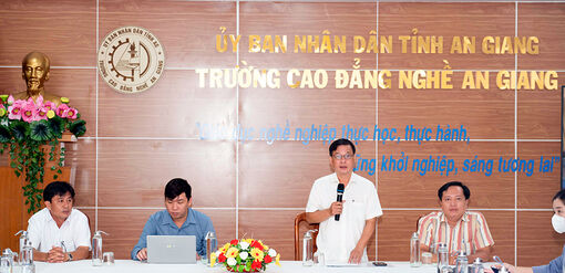 Cán bộ, giảng viên Trường Cao đẳng Nghề An Giang được tập huấn kỹ năng khởi nghiệp