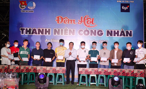 Sôi nổi Đêm hội Thanh niên công nhân