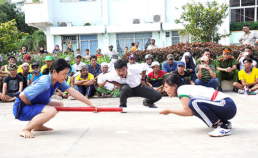 Hấp dẫn môn đẩy gậy