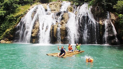 Tà Puồng tỏa sáng giữa đại ngàn