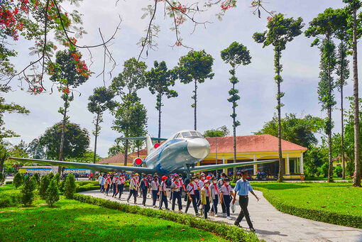 Chăm lo những “búp trên cành”