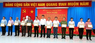 Thoại Sơn đẩy mạnh học tập và làm theo tư tưởng, đạo đức, phong cách Hồ Chí Minh
