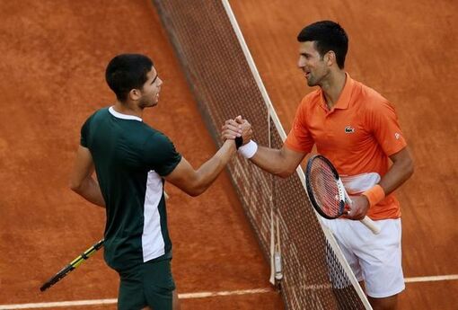 Alcaraz chạm trán Djokovic, chung kết sớm ở Roland Garros 2023