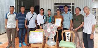 Thêm căn nhà Tình thương và 500 phần quà được trao cho người Khmer nghèo huyện Tri Tôn
