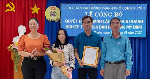 Xây dựng tổ chức công đoàn vững mạnh trên quê hương Bác Tôn