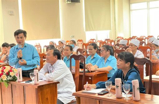 Tọa đàm chia sẻ kinh nghiệm hoạt động công tác xã hội bệnh viện