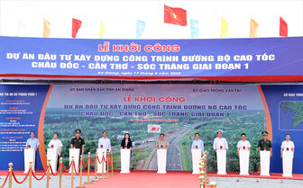 Thủ tướng Chính phủ dự Lễ khởi công tuyến đường bộ cao tốc Châu Đốc - Cần Thơ - Sóc Trăng giai đoạn 1