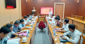Tổ Đại biểu số 10 HĐND tỉnh An Giang giám sát tại UBND huyện Phú Tân trước kỳ họp giữa năm 2023