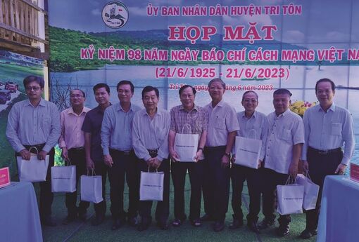 Báo chí đồng hành cùng sự phát triển của địa phương