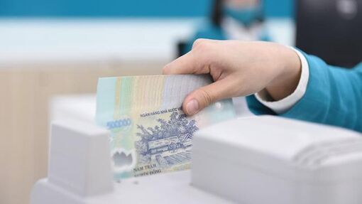 Xu hướng giảm lãi suất huy động rõ nét