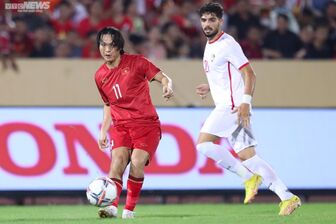 Đội tuyển Việt Nam tăng điểm, trở lại top 15 châu Á