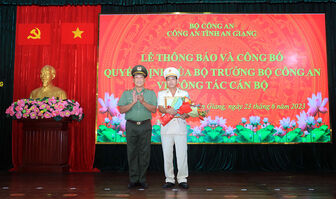 Đại tá Trần Văn Cung, Phó Giám đốc Công an Kiên Giang được điều động nhận nhiệm vụ tại Công an An Giang