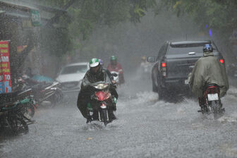 Thời tiết ngày 23/6: Bắc Bộ và Thanh Hóa có mưa rào và dông
