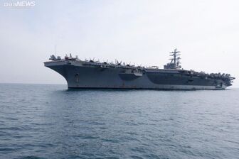 Tàu sân bay Mỹ USS Ronald Reagan cập cảng Đà Nẵng