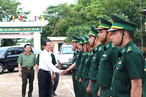 Gìn giữ bình yên khu vực biên giới