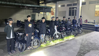 Công an xã Tà Đảnh vây bắt nhóm thanh niên chuẩn bị đua xe