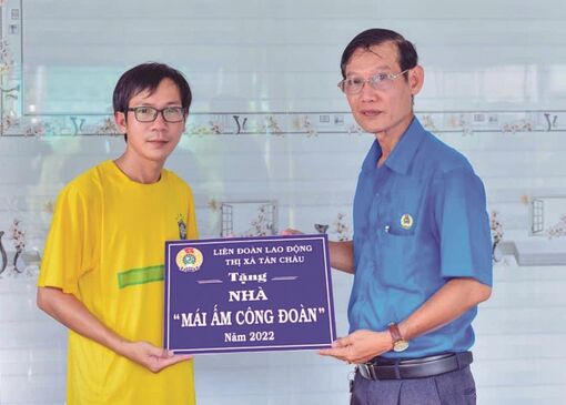 Chào mừng Đại hội Công đoàn TX. Tân Châu lần thứ VII: Công đoàn TX. Tân Châu đổi mới, xây dựng tổ chức vững mạnh