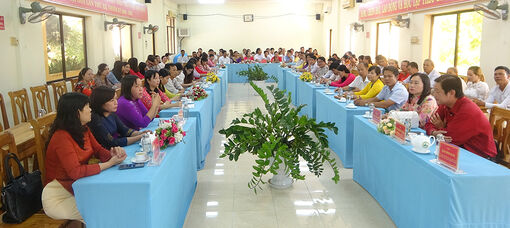Tri Tôn tuyên dương 34 gia đình hạnh phúc tiêu biểu