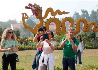 Khách quốc tế đến Việt Nam đạt hơn 5,5 triệu lượt trong 6 tháng đầu năm​