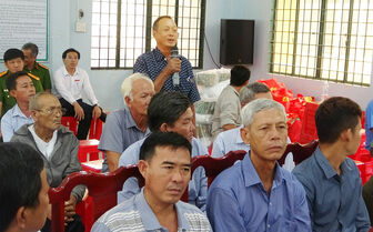 Công an huyện Tri Tôn lắng nghe ý kiến nhân dân