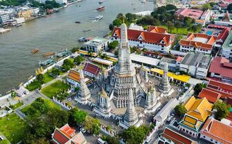 Khám phá 'ngôi chùa bình minh' bên dòng Chao Phraya