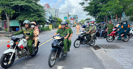 Ra quân xử lý vi phạm trật tự, an toàn giao thông và thanh, thiếu niên vi phạm pháp luật trên địa bàn TP. Long Xuyên