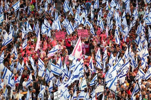 Biểu tình quy mô lớn tuần 27 liên tiếp tại Israel