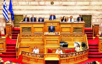 Chính phủ mới của Hy Lạp vượt qua cuộc bỏ phiếu tín nhiệm