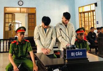 Bán 7 người sang Campuchia, 2 thanh niên lãnh án