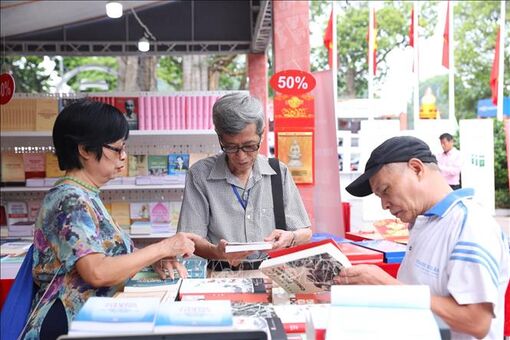 Tuyên truyền, phổ biến quy định về hoạt động đăng ký quyền tác giả, quyền liên quan