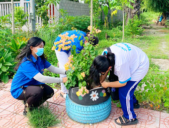 Thị đoàn Tịnh Biên tổ chức ra quân Chiến dịch “Mùa hè tình nguyện” năm 2023