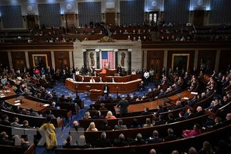 Hạ viện Mỹ thông qua dự luật chi tiêu quốc phòng cao kỷ lục