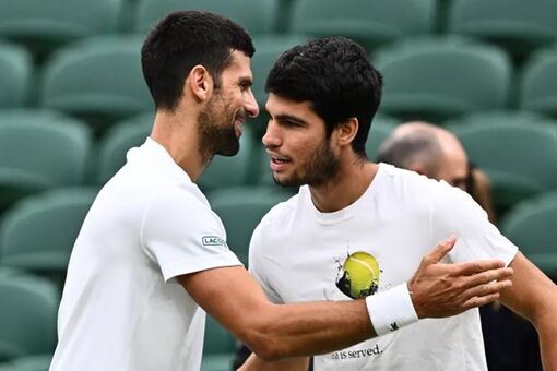 Djokovic lập kỷ lục, tranh ngôi vương Wimbledon với Alcaraz