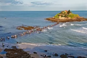 Cận cảnh 4 con đường đi bộ xuyên biển độc đáo nhất nhì Việt Nam