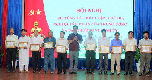 Huyện ủy Chợ Mới sơ, tổng kết các kết luận, chỉ thị, nghị quyết, đề án của Trung ương