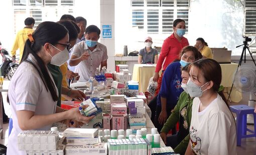 An Giang phát triển tổ chức công đoàn khu vực ngoài nhà nước