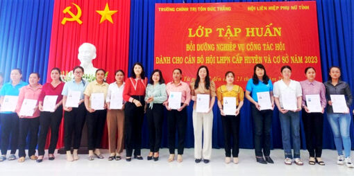 Hơn 150 cán bộ Hội Phụ nữ hoàn thành lớp bồi dưỡng nghiệp vụ
