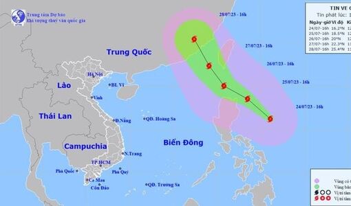 Bão Doksuri giật trên cấp 17, cách đảo Luzon khoảng 420km