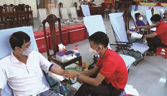 Phong trào hiến máu tình nguyện ở huyện Phú Tân