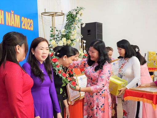 An Giang biểu dương 36 Chủ tịch Hội LHPN cơ sở tiêu biểu cấp tỉnh